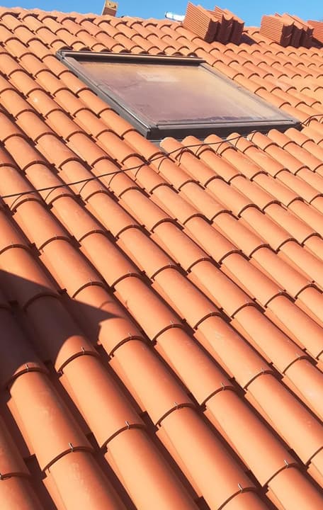 Trabajos en cubiertas y fachadas en Ames